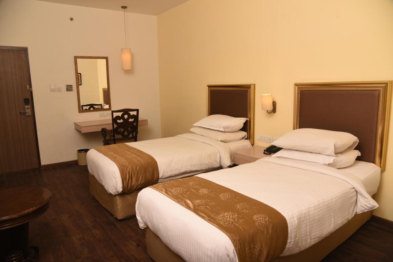 Hotel Sabareesh Park Мадурай Экстерьер фото
